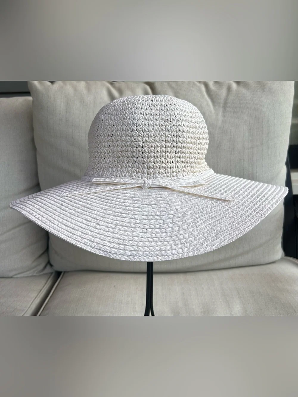 NWOT San Diego Hat Company Ivory Wide-Brim Packable Crochet Sun Hat